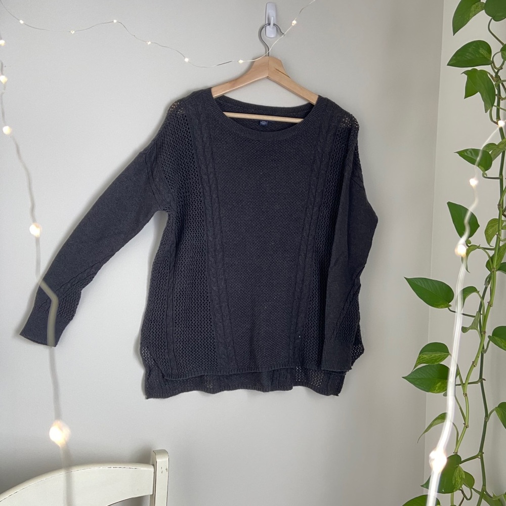 American eagle cable knit sweater